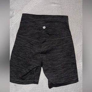 LULULEMON SIZE 2 ALIGN shorts